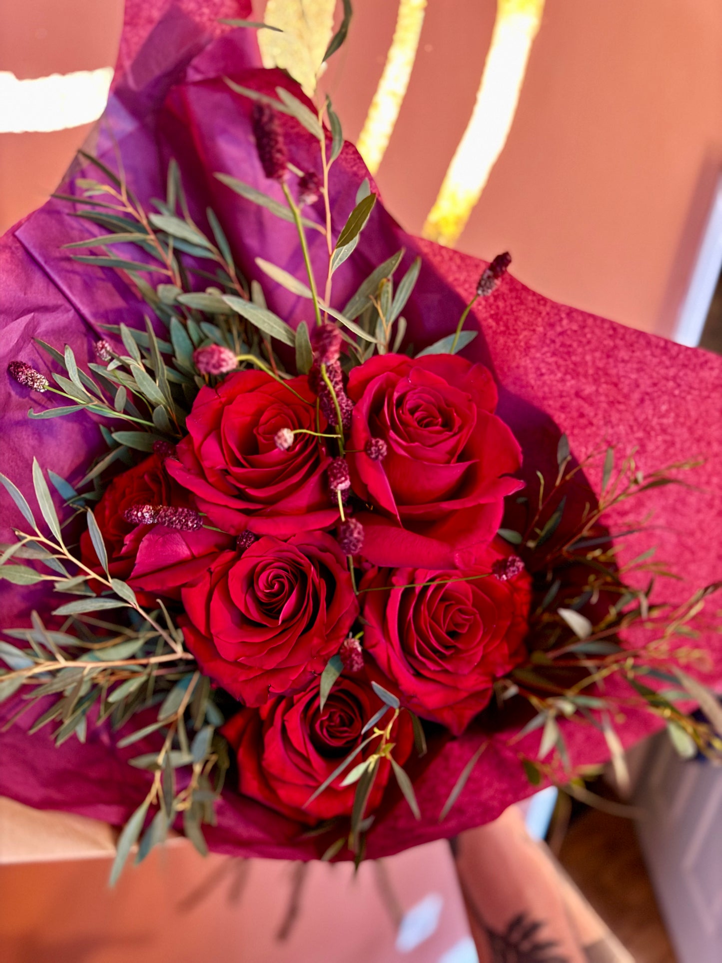 Fresh Valentines Bouquet - 6 Roses