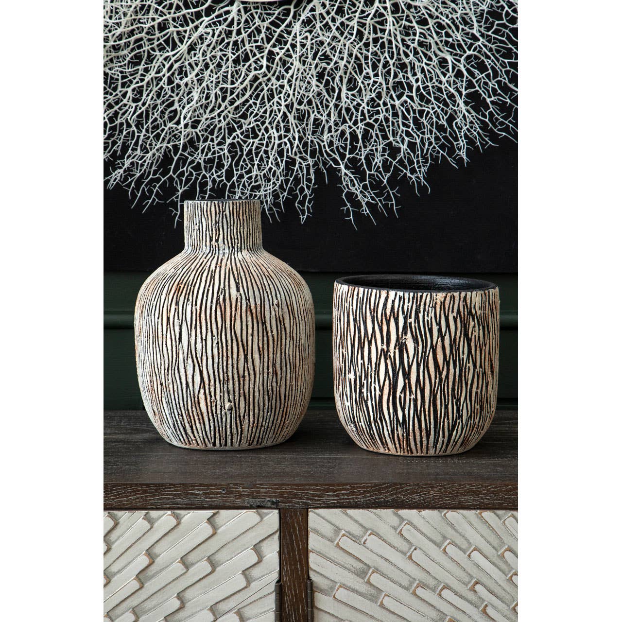 Arid Earthenware Planter Pot